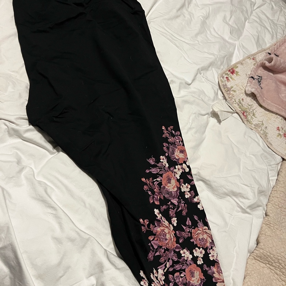 Floral Black Leggings